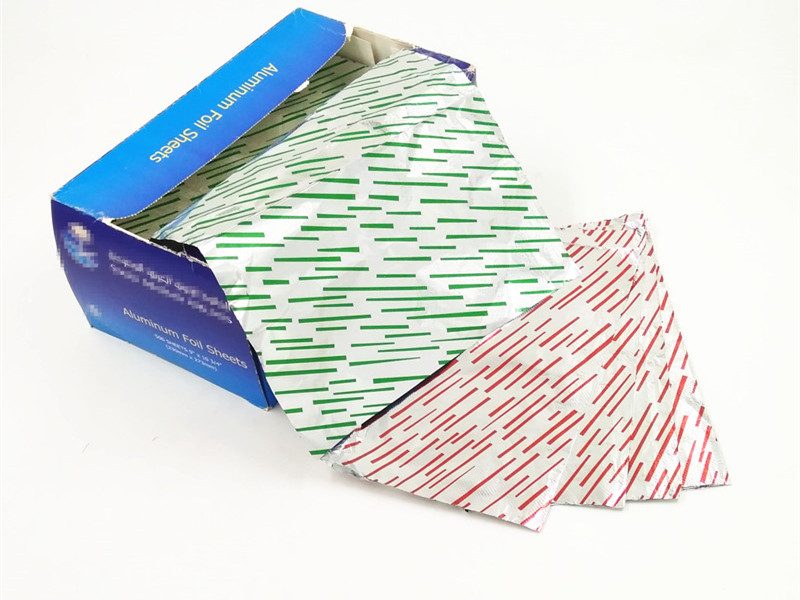 pop up aluminium foil sheets used in household and catering service